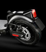 Laden Sie das Bild in den Betrachter der Galerie, Trottinette électrique Ducati Pro-II Plus - Pie technologie
